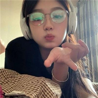 世界第一群交会